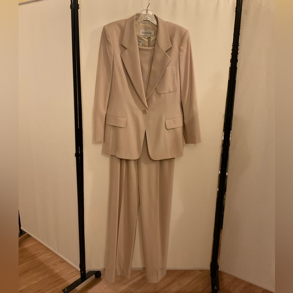 3 pc MaxMara vintage 90’s Jacket Jumpsuit belt Suit 8